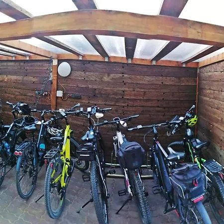 Maya Konukevi Merano